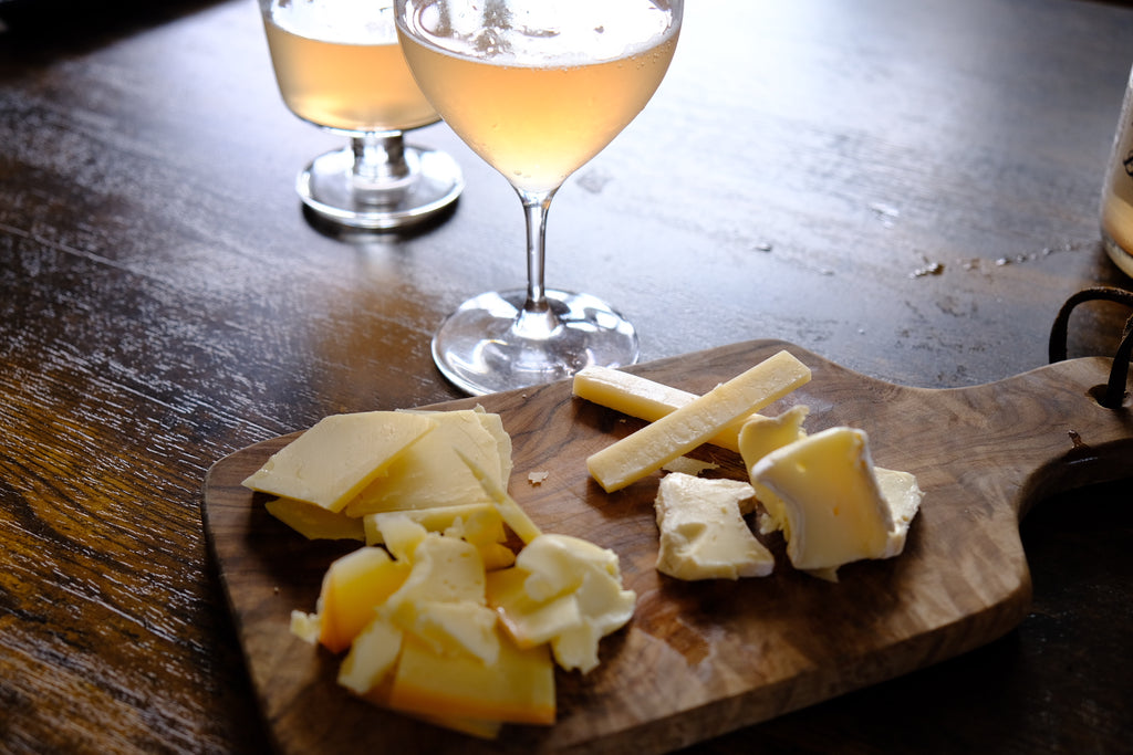 【古酒の舎】チーズと味わう イタリアワインVSヴィンテージ日本酒 対決イベント 開催
